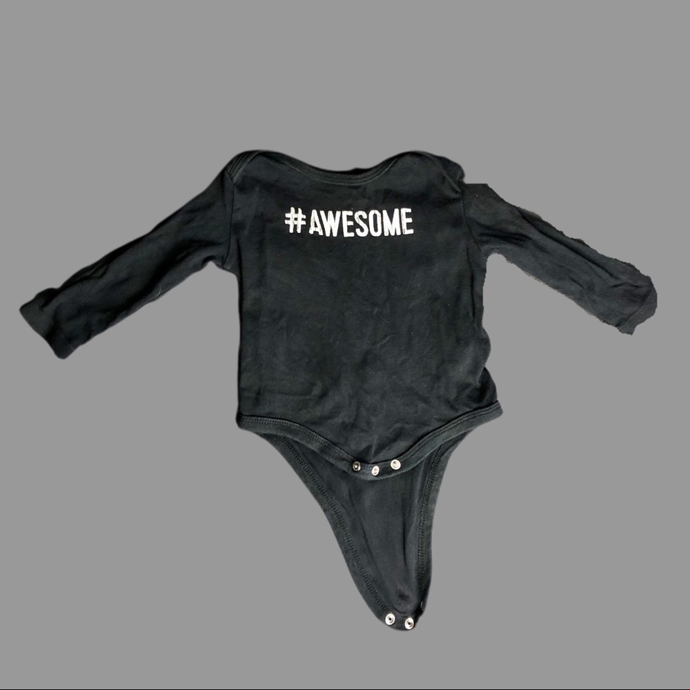 💟💟 Black Long Sleeve Onesie